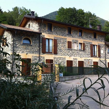 Agriturismo Il Talento Nella Quiete Castiglione dʼIntelvi Exterior foto
