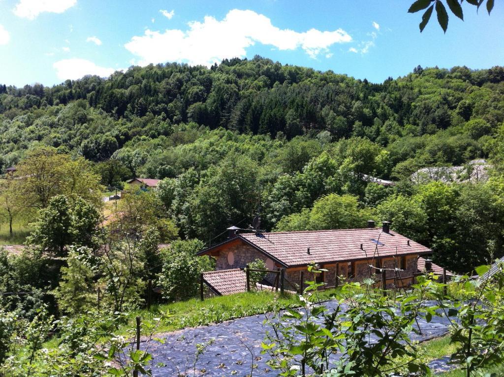Agriturismo Il Talento Nella Quiete Castiglione dʼIntelvi Exterior foto